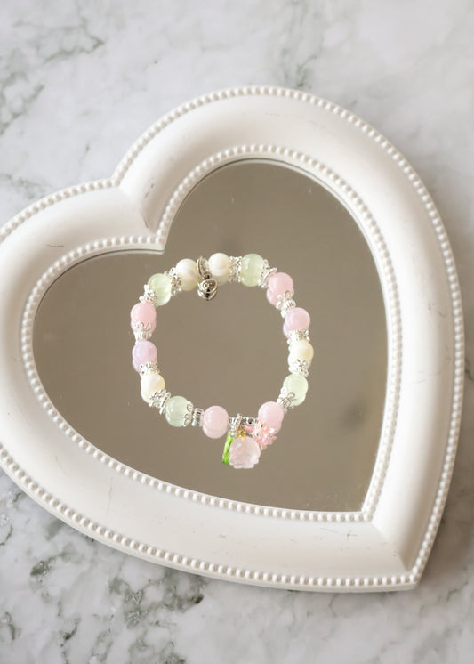 *Instocks* Prehnite, White Conch & Pink Purple Emerald Mica with Rose Quartz Dangly Rose & Bouquet Crystal Bracelet (Elastic)