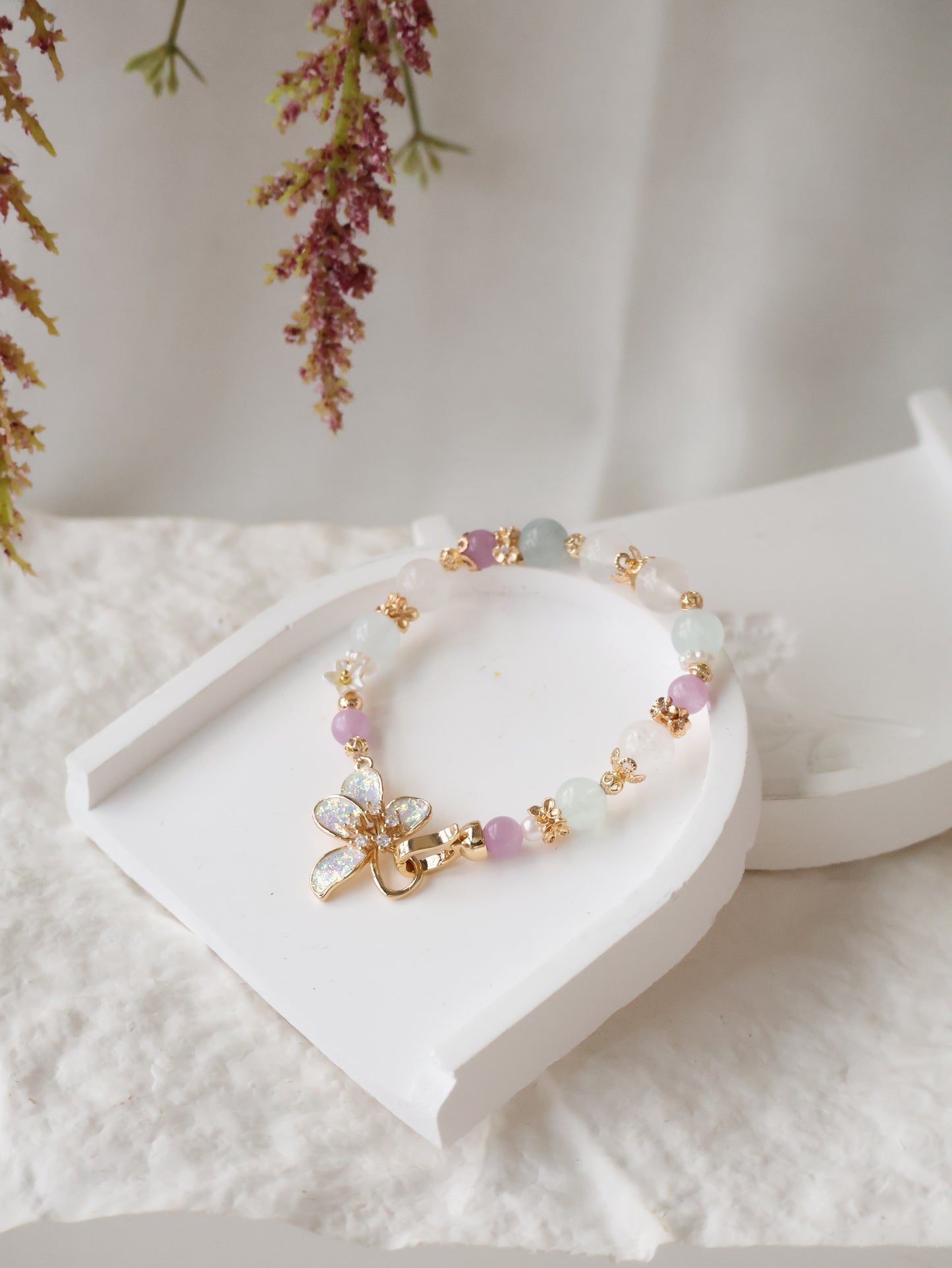 *Instocks* Aquamarine, Kunzite & White Phantom Quartz with Flower Clasp Crystal Bracelet (Elastic)