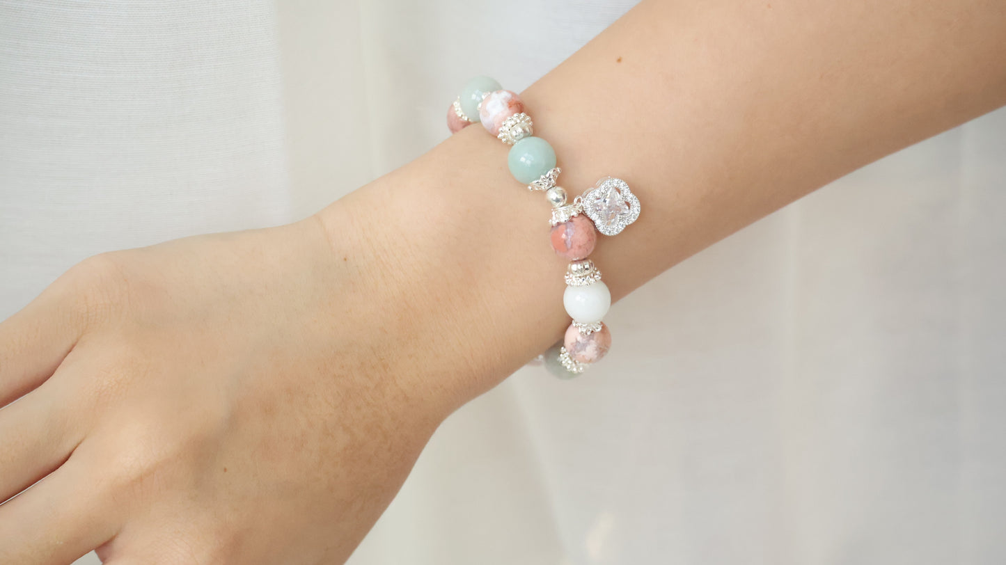 *Backorder* Cordelia Twin - Green Jadeite & Flower Agate with Sparkly Clover Crystal Bracelet (Elastic)