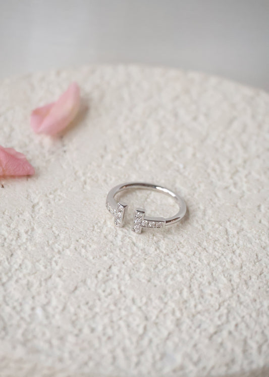 *Instocks* Valentina Moissanite Ring AU750