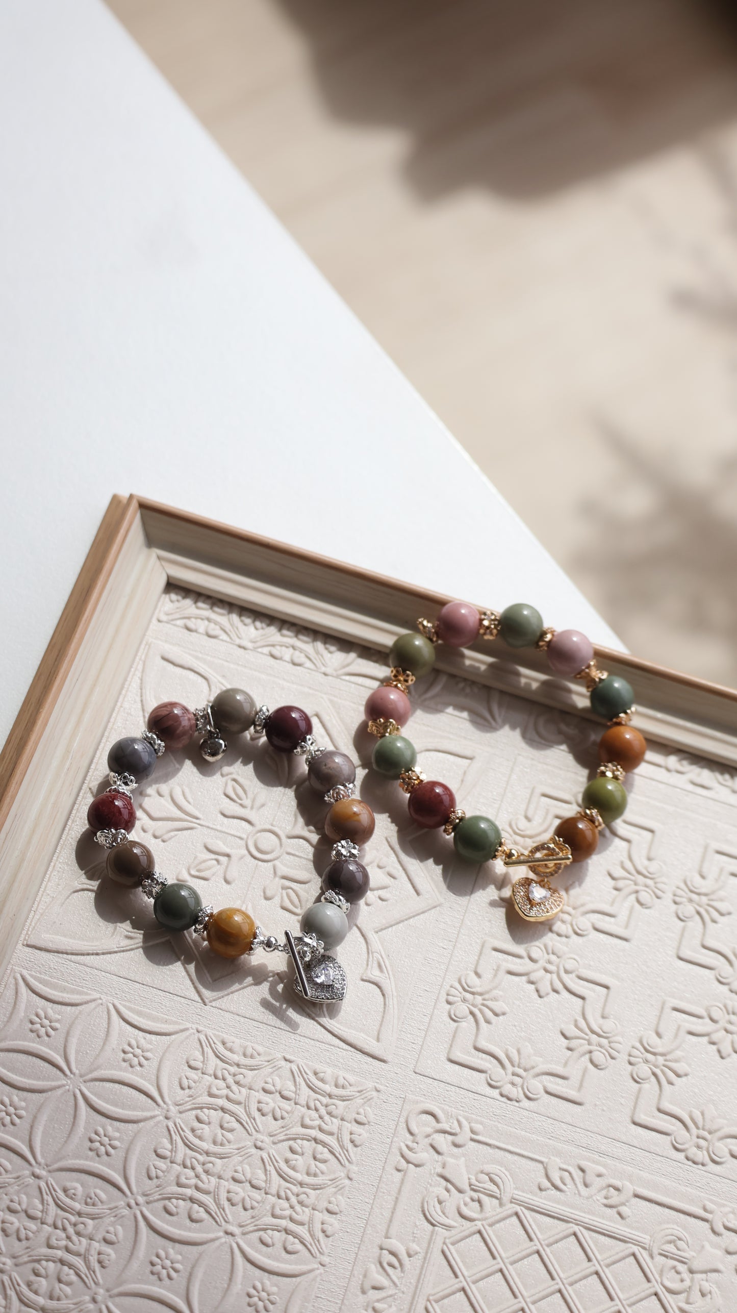 *Instocks* Alashan Agate with Sparkly Heart & OT Clasp Crystal Bracelet (Elastic)