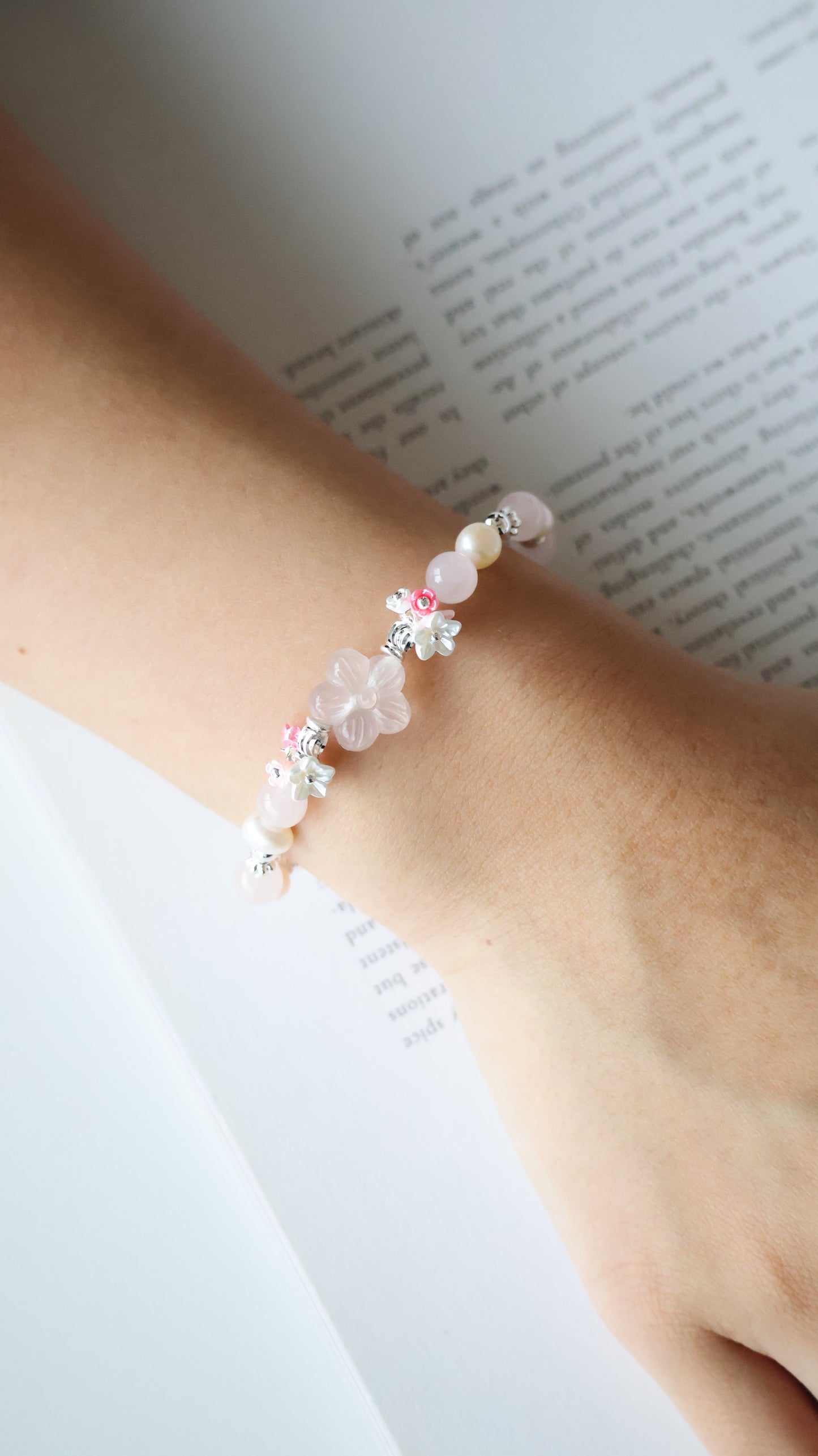 *Instocks* Sakura Flower - Rose Quartz & Freshwater Pearls with Double Bouquet Crystal Bracelet (Elastic)
