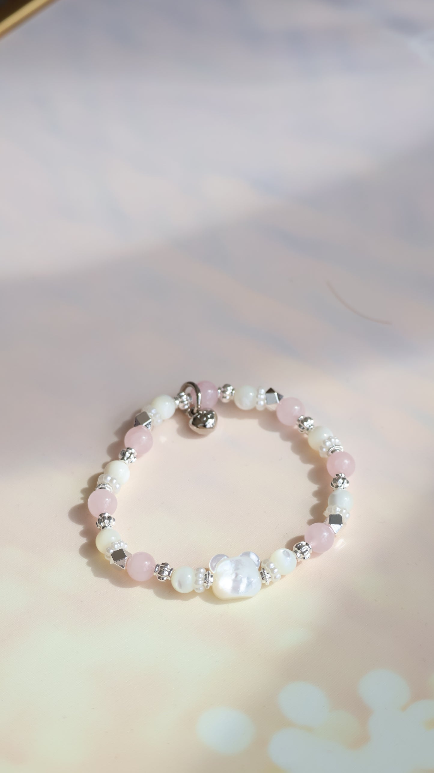 *Instocks* Rose Quartz & White Conch with White Conch Bear Crystal Bracelet (Elastic)