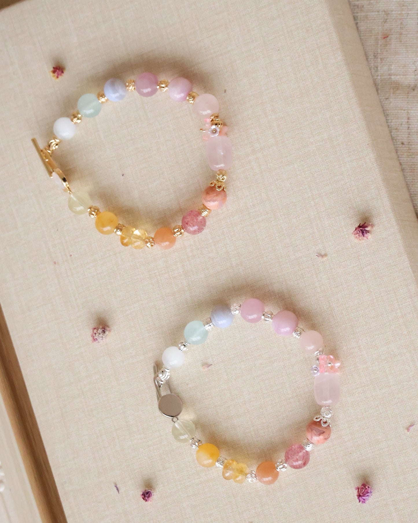 *Instocks* Bloomelle 8mm Duobao 多宝 (Multi Gems) w OT Clasp