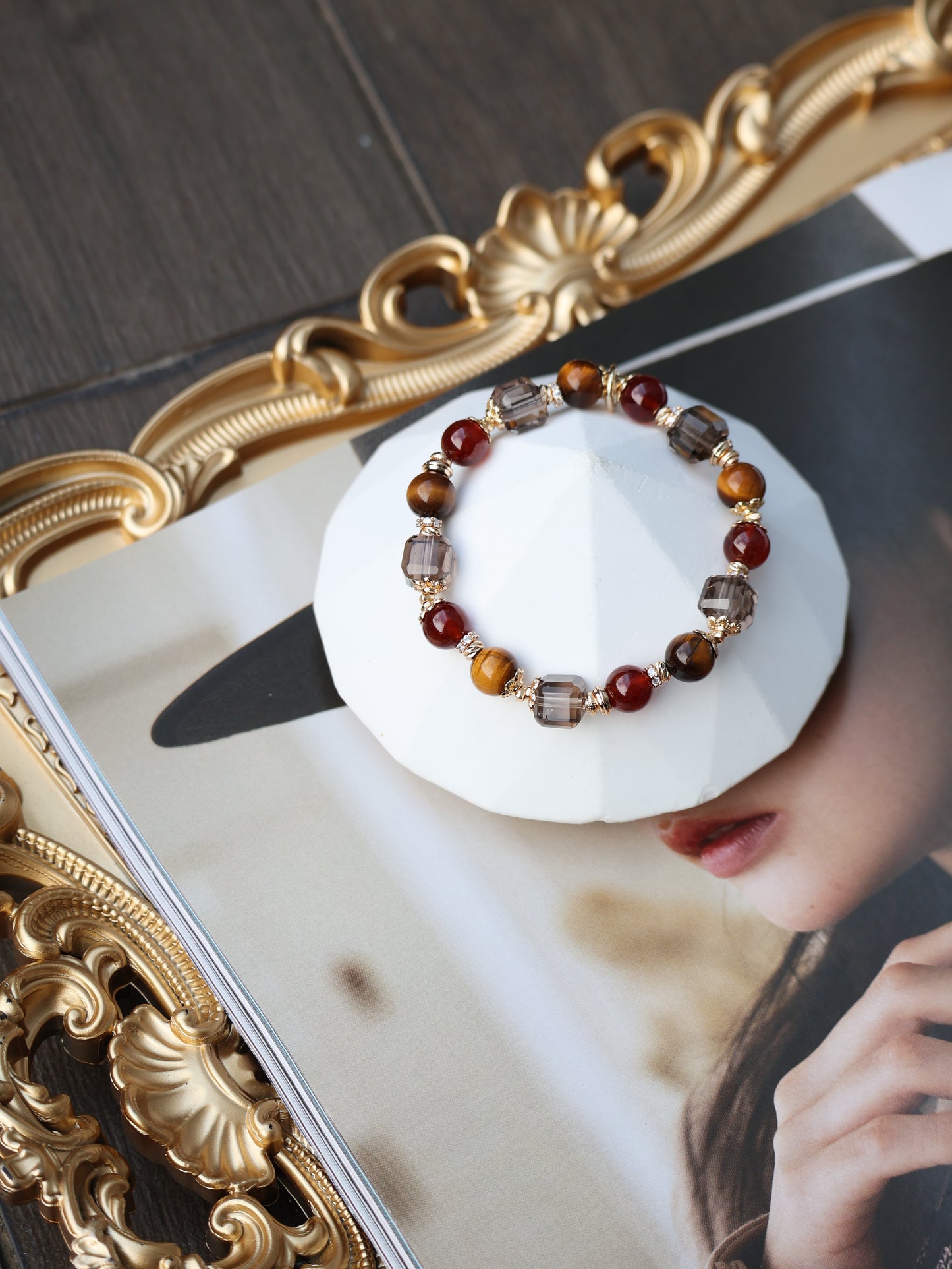 Tiger Eye, Garnet, Smoky Quartz Crystal Bracelet — Aquarius Horoscope Series | 8mm (Elastic)