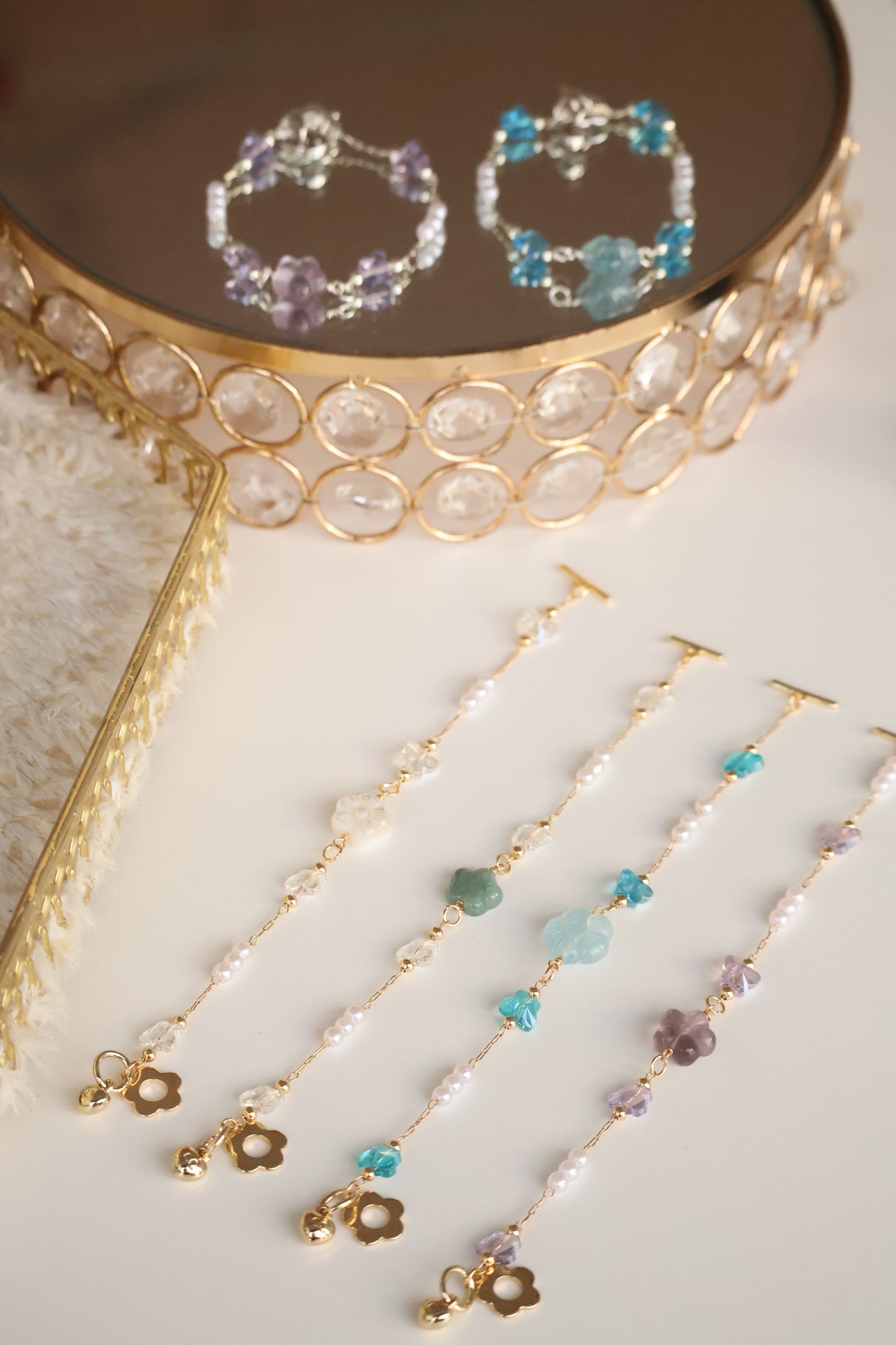 *Instocks* Sakura Flower Chain Crystal Bracelet (OT Clasp)
