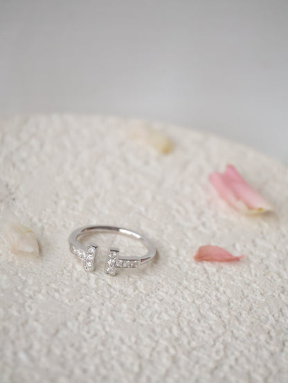 *Instocks* Valentina Moissanite Ring AU750