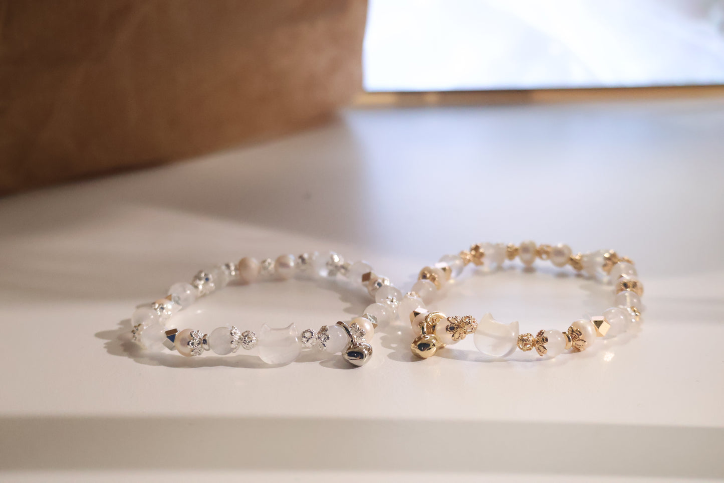 *Instocks* Moonstone & Natural Freshwater Pearls with Moonstone Cat Crystal Bracelet (Elastic)