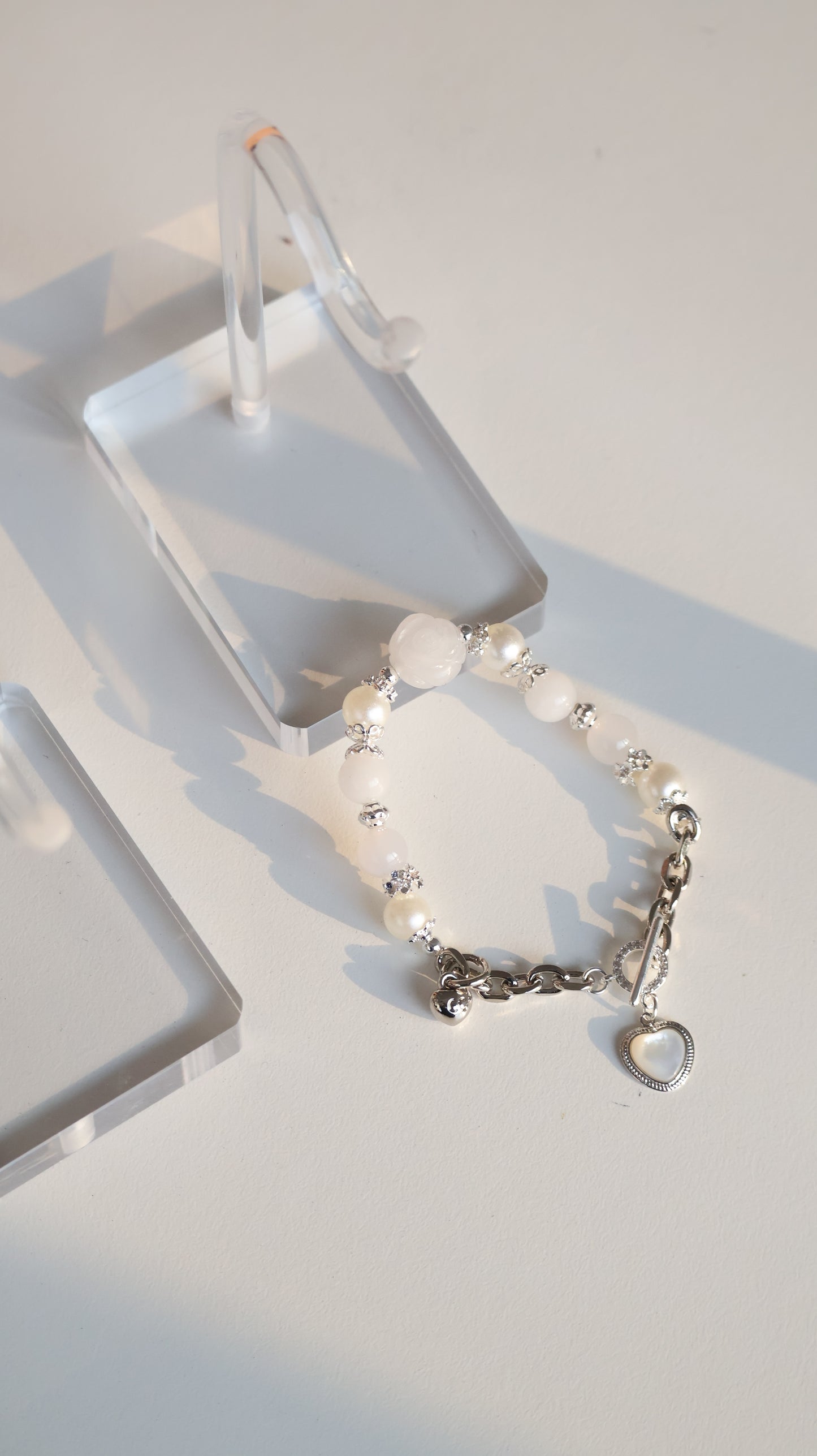 *Instocks*  White Jadeite & White Agate with White Jadeite Rose, Chain & OT Clasp and MOP Heart Crystal Bracelet (Elastic)