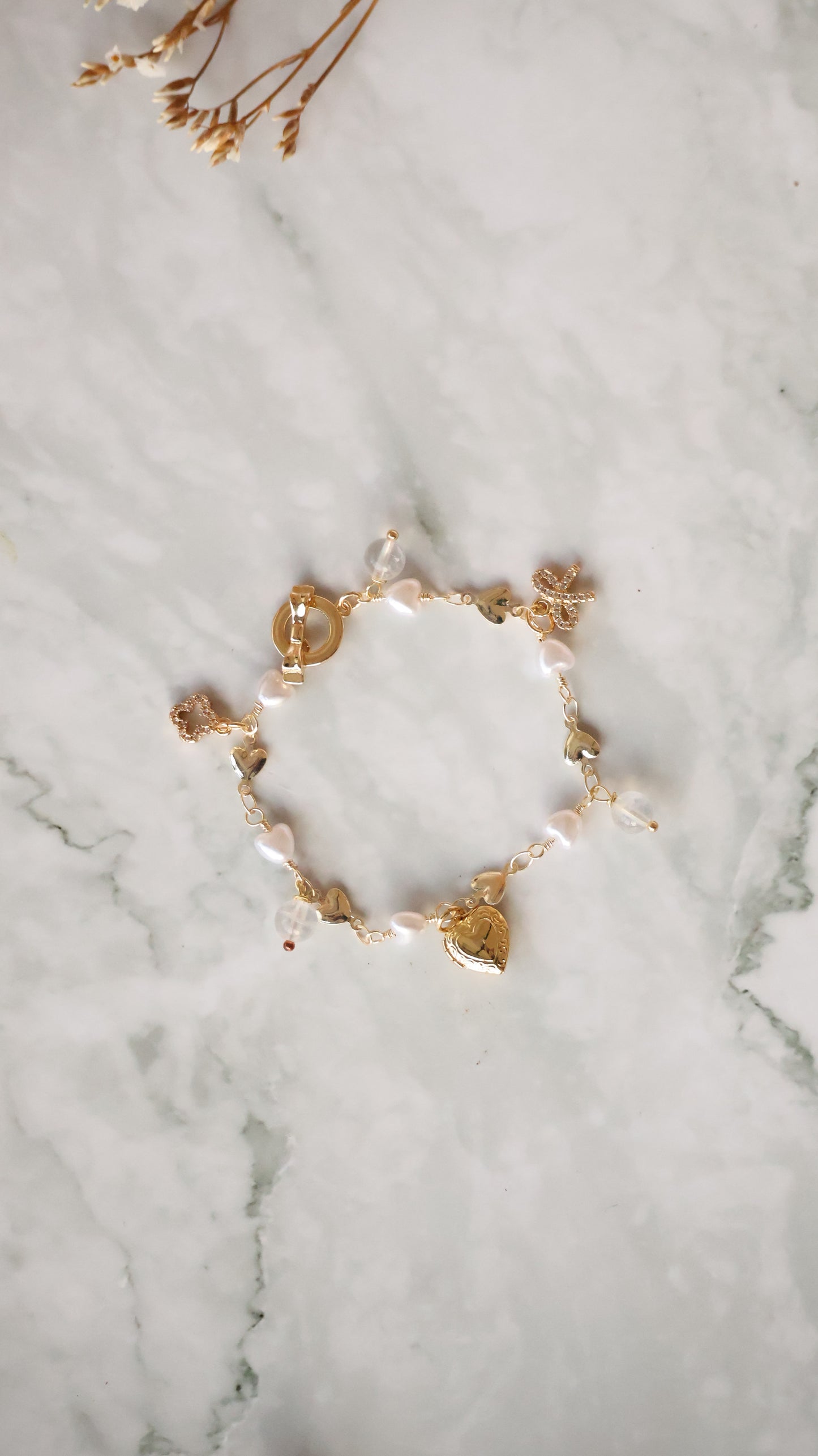 *Instocks* Dangly V2 with Ribbon, Heart Locket & Mini Clover Crystal Bracelet (OT Clasp)