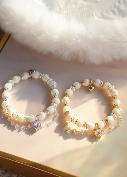 *Instocks* White Conch with Heart Charm & Chain Crystal Bracelet (Elastic)