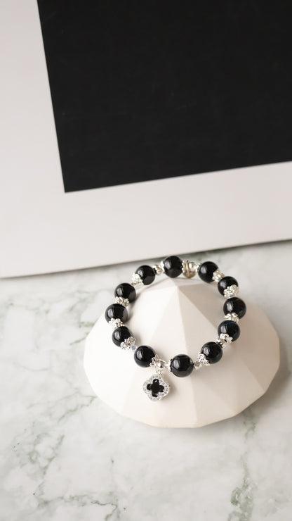 *Instocks* Cordelia Twin with Sparkly Clover in 10mm Crystal Bracelet (Elastic)