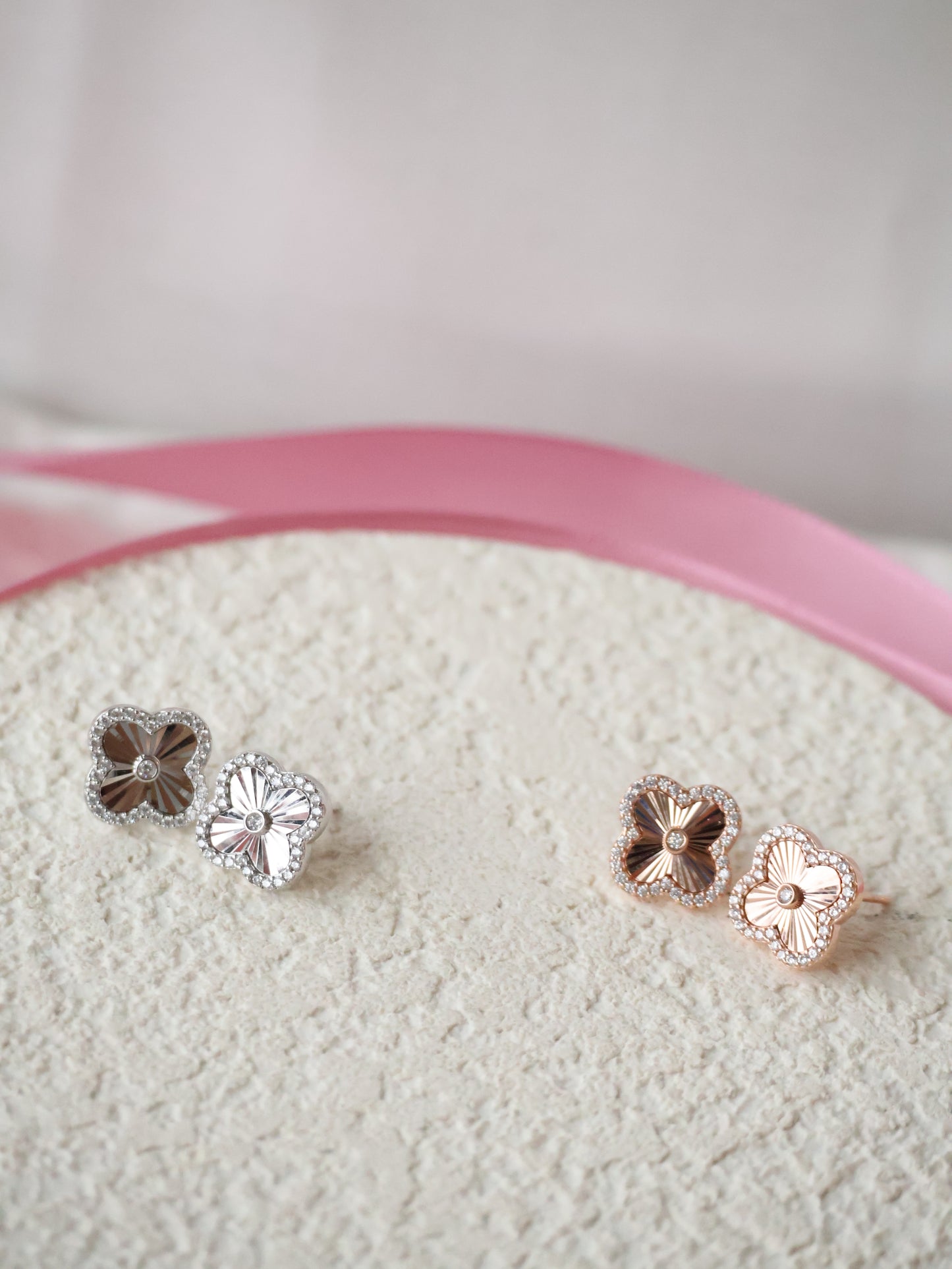 *Instocks* Noor Laser Clover Motif S925 Earrings