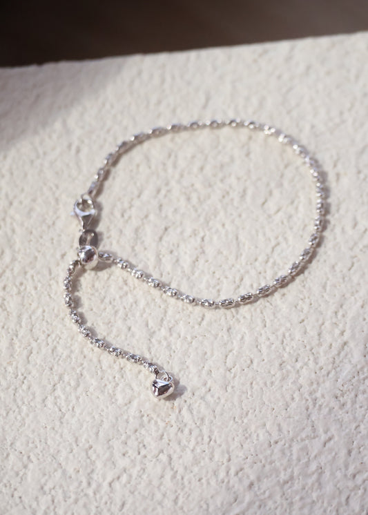 *Instocks* Eleanor Mini Heart Dangly Adjustable Bracelet AU750