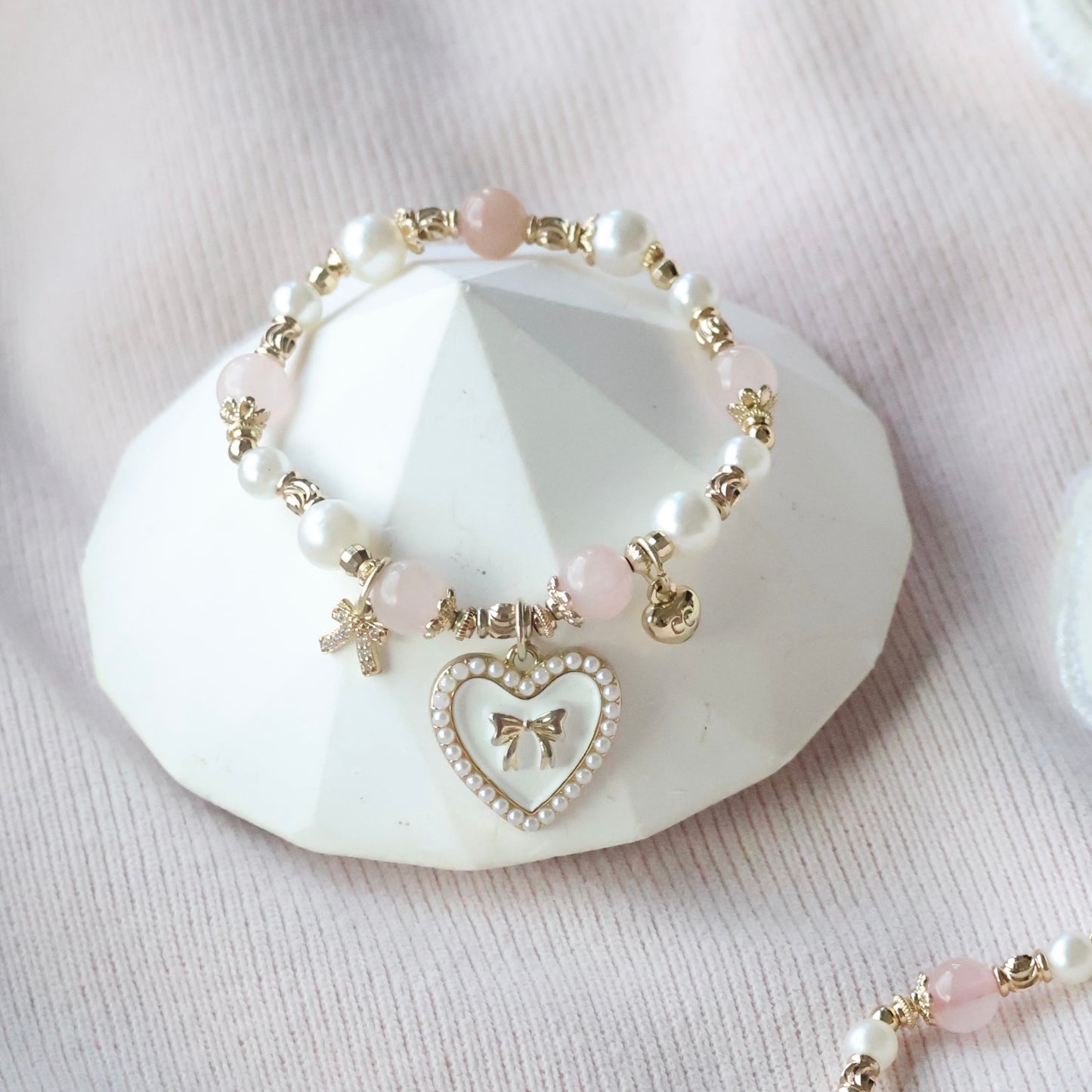 *Instocks* Cherie with Heart & Ribbon Crystal Bracelet (Elastic)