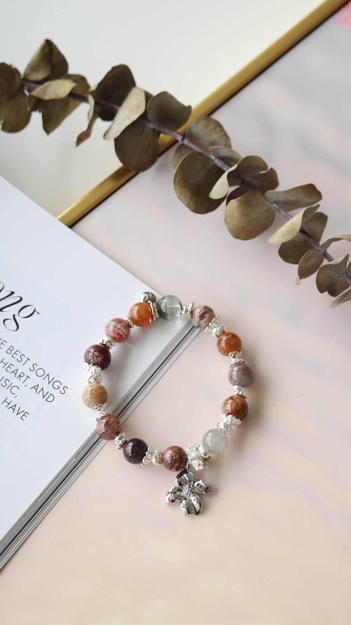 *Backorder* Mesmera - Garden Quartz with Flower & Bouquet Crystal Bracelet (Elastic)
