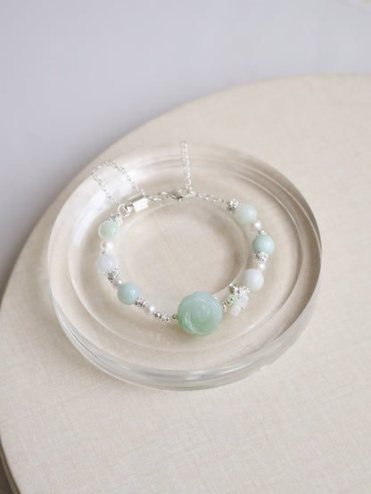 Green Jadeite & Freshwater Pearl — Viridiflora | 8mm (Elastic, Magenta Clasp)