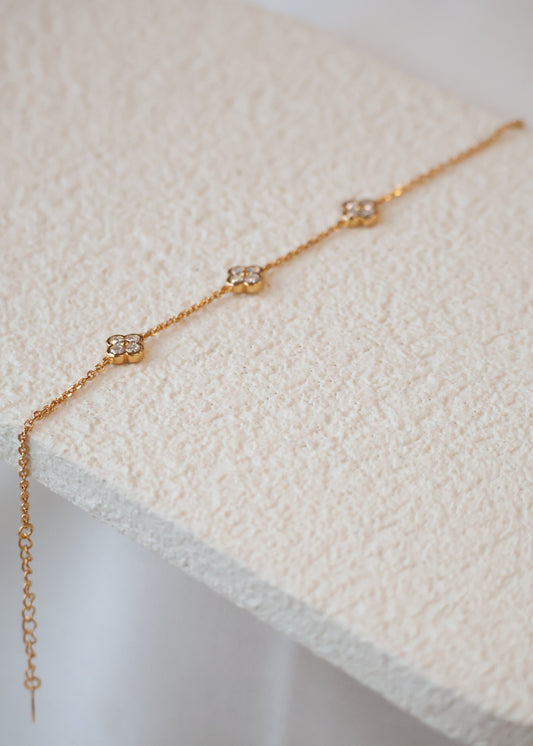 *Instocks* Francesca Clovers Gold Bracelet AU750