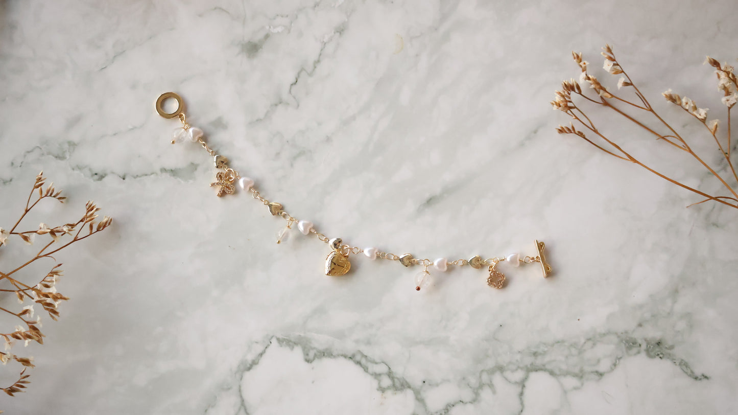 *Instocks* Dangly V2 with Ribbon, Heart Locket & Mini Clover Crystal Bracelet (OT Clasp)