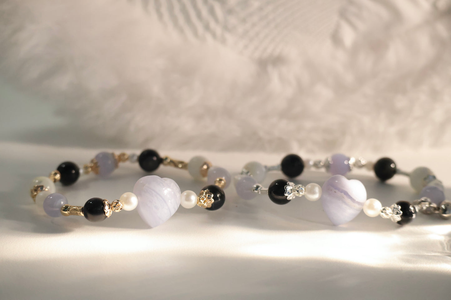 *Instocks* Blue Lace Agate, White Conch, Tiger's Eye & Blue Lace Agate Heart Crystal Bracelet (Elastic)