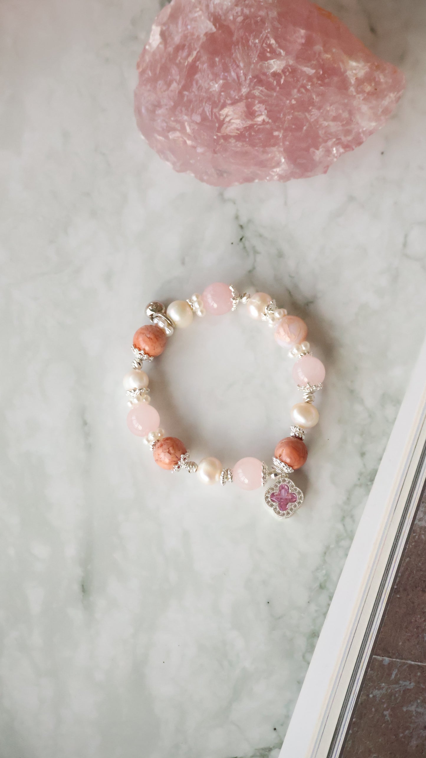 *Instocks* Cordelia Twin with Sparkly Clover in 10mm Crystal Bracelet (Elastic)