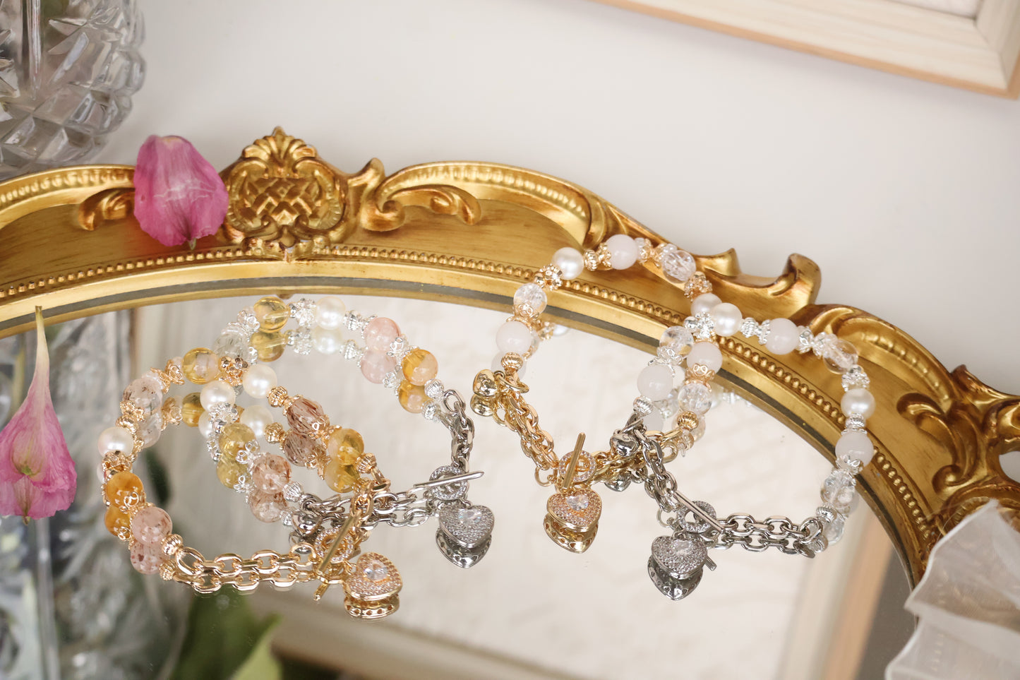 *Instocks* OT Clasp & Chain Crystal Bracelet (Elastic)