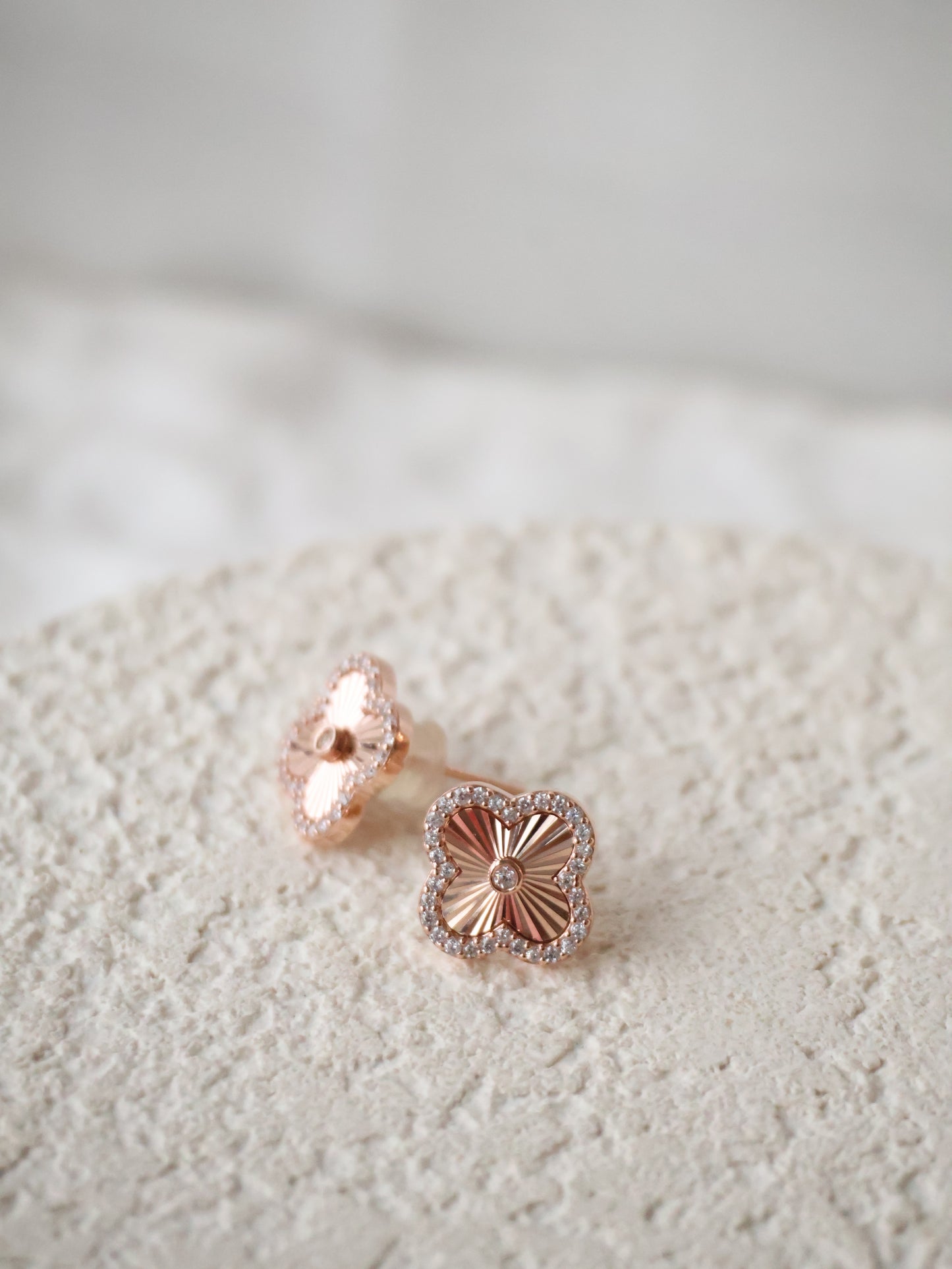 *Instocks* Noor Laser Clover Motif S925 Earrings