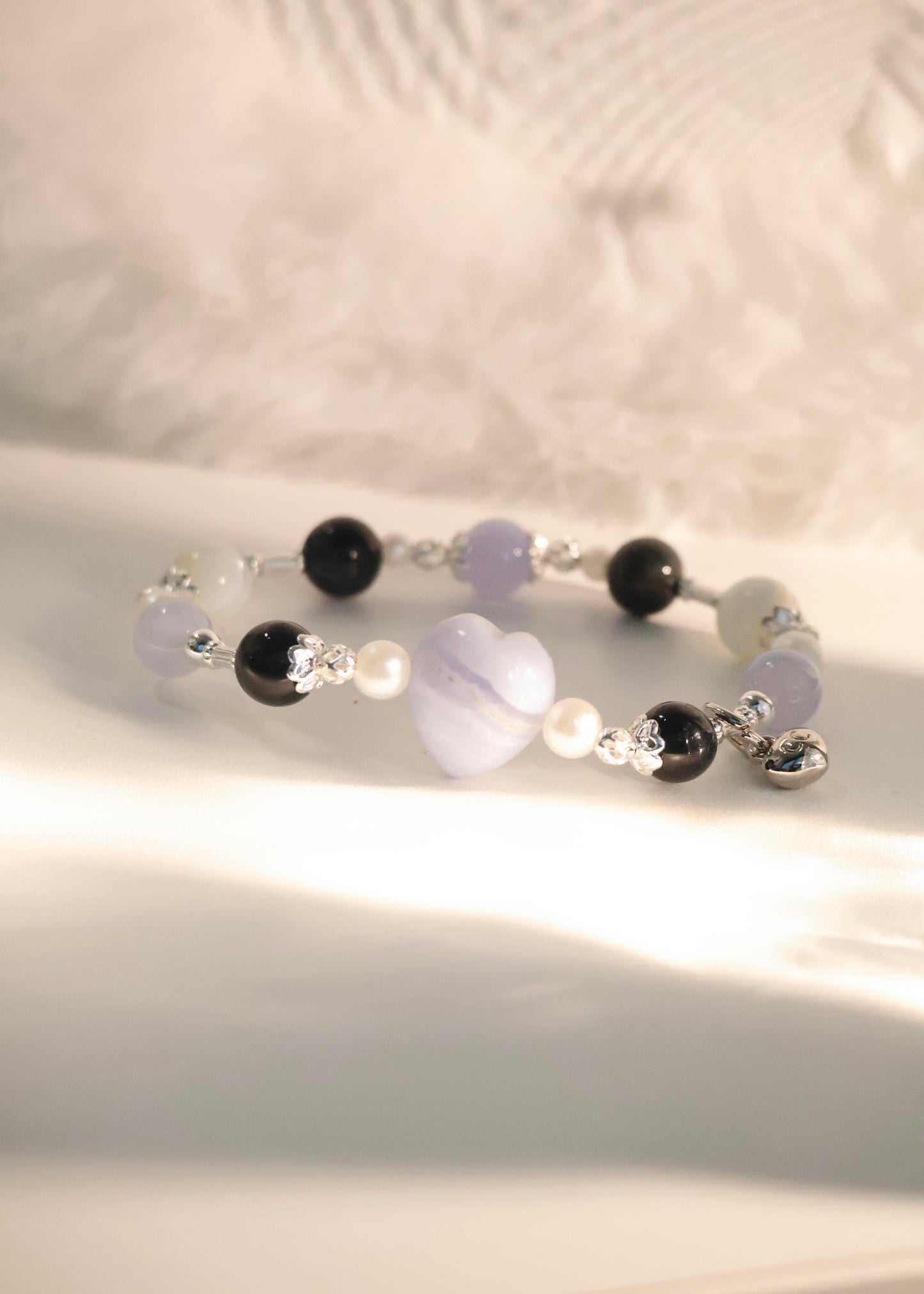*Instocks* Blue Lace Agate, White Conch, Tiger's Eye & Blue Lace Agate Heart Crystal Bracelet (Elastic)