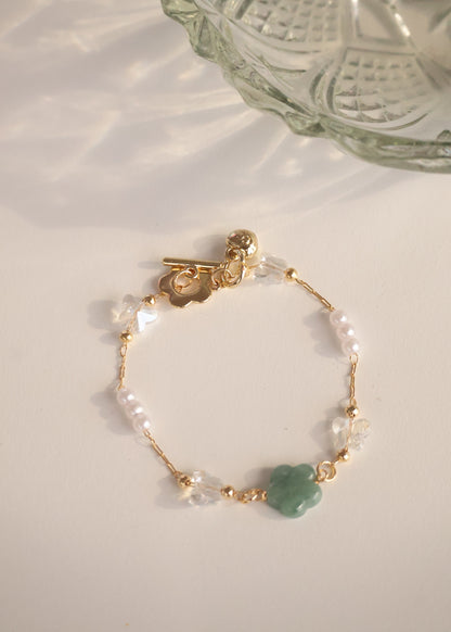 *Instocks* Sakura Flower Chain Crystal Bracelet (OT Clasp)