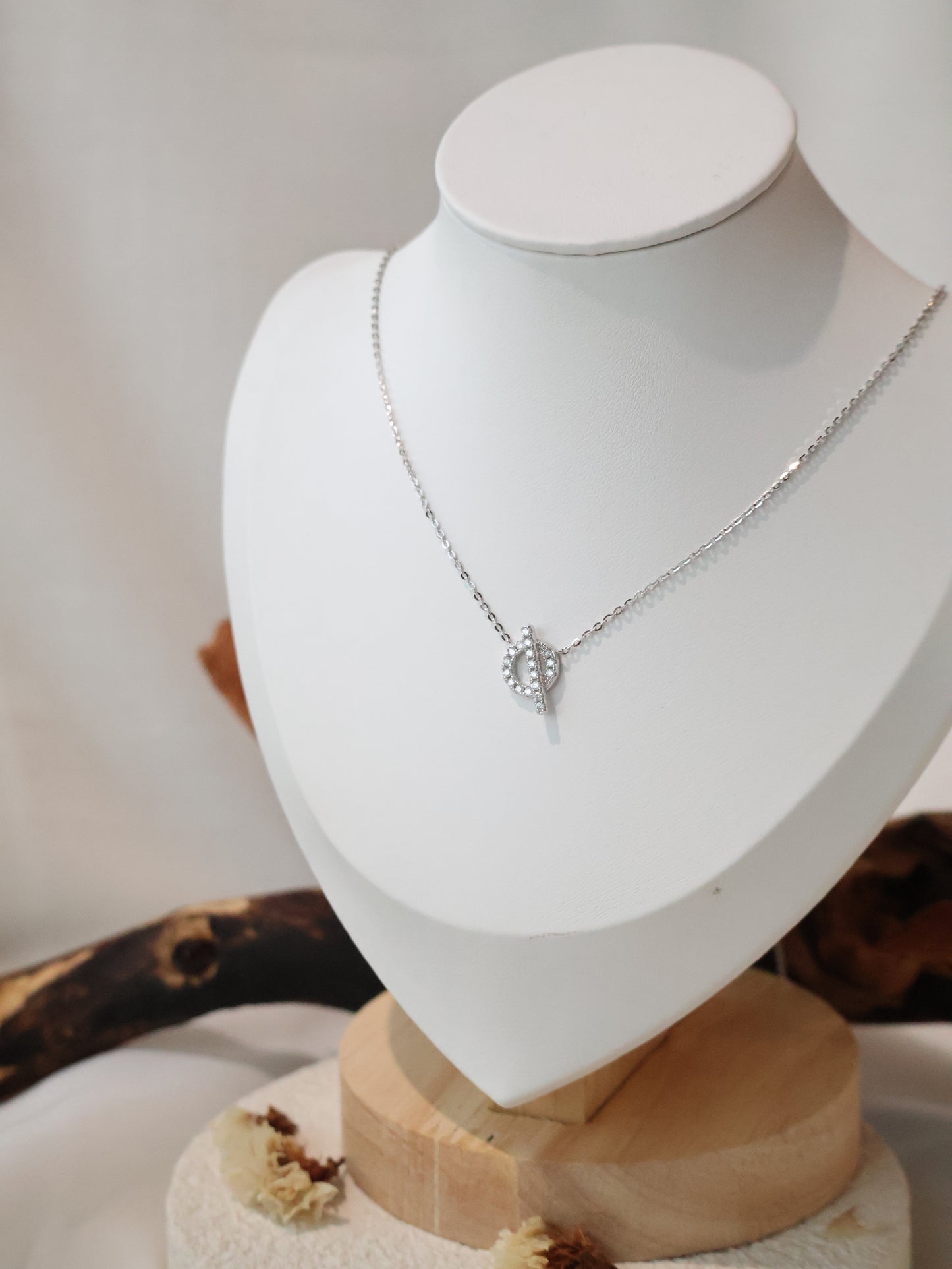 *Instocks* Harriet Moissanite Toggle Necklace AU750