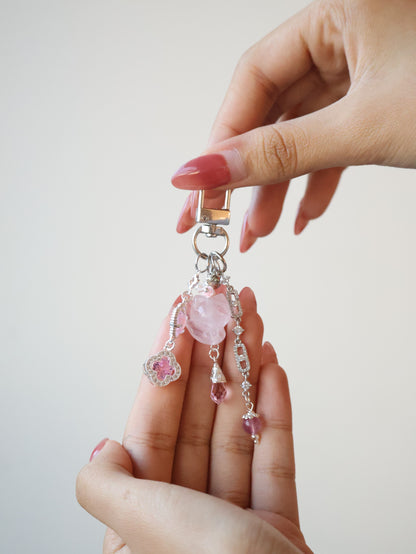 *Instocks* Blush Kyubi - Rose Quartz Nine Nine Tail Fox 九尾狐 with Clover Charm Keychain