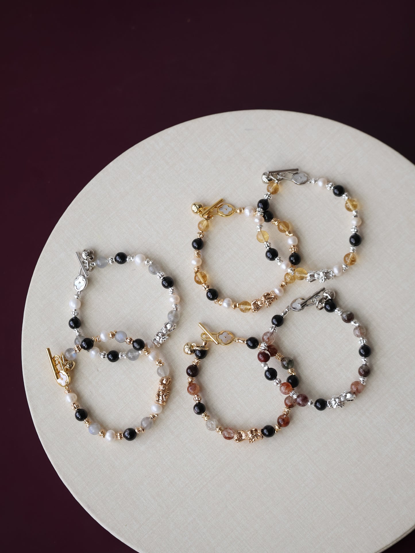 *Instocks* - Pixiu 貔貅 6mm Stacker with OT Clasp (Elastic)