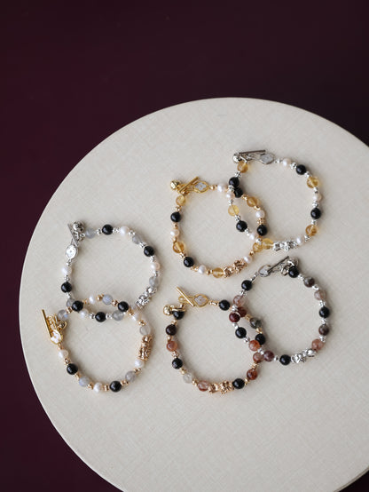 *Instocks* - Pixiu 貔貅 6mm Stacker with OT Clasp (Elastic)