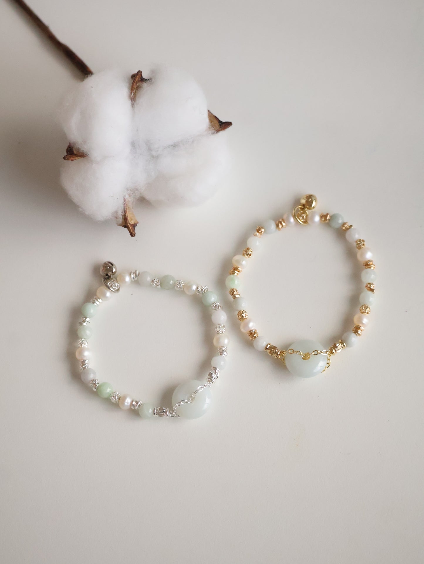 *Instocks* 平安扣 Ping An Kou 6mm Green Jadeite with Fresh Water Pearls (Elastic)