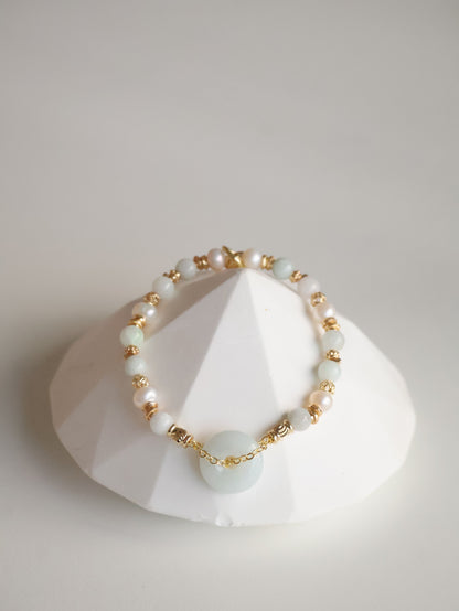 *Instocks* 平安扣 Ping An Kou 6mm Green Jadeite with Fresh Water Pearls (Elastic)