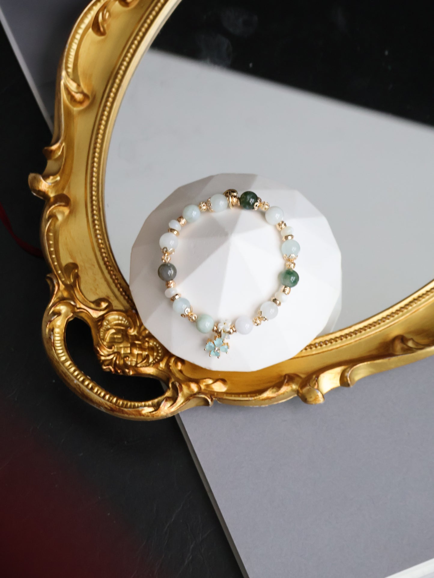Aquamarine, White Conch, Green Jadeite & Moss Agate with Flower Charm — Mariselle | 8mm (Elastic)