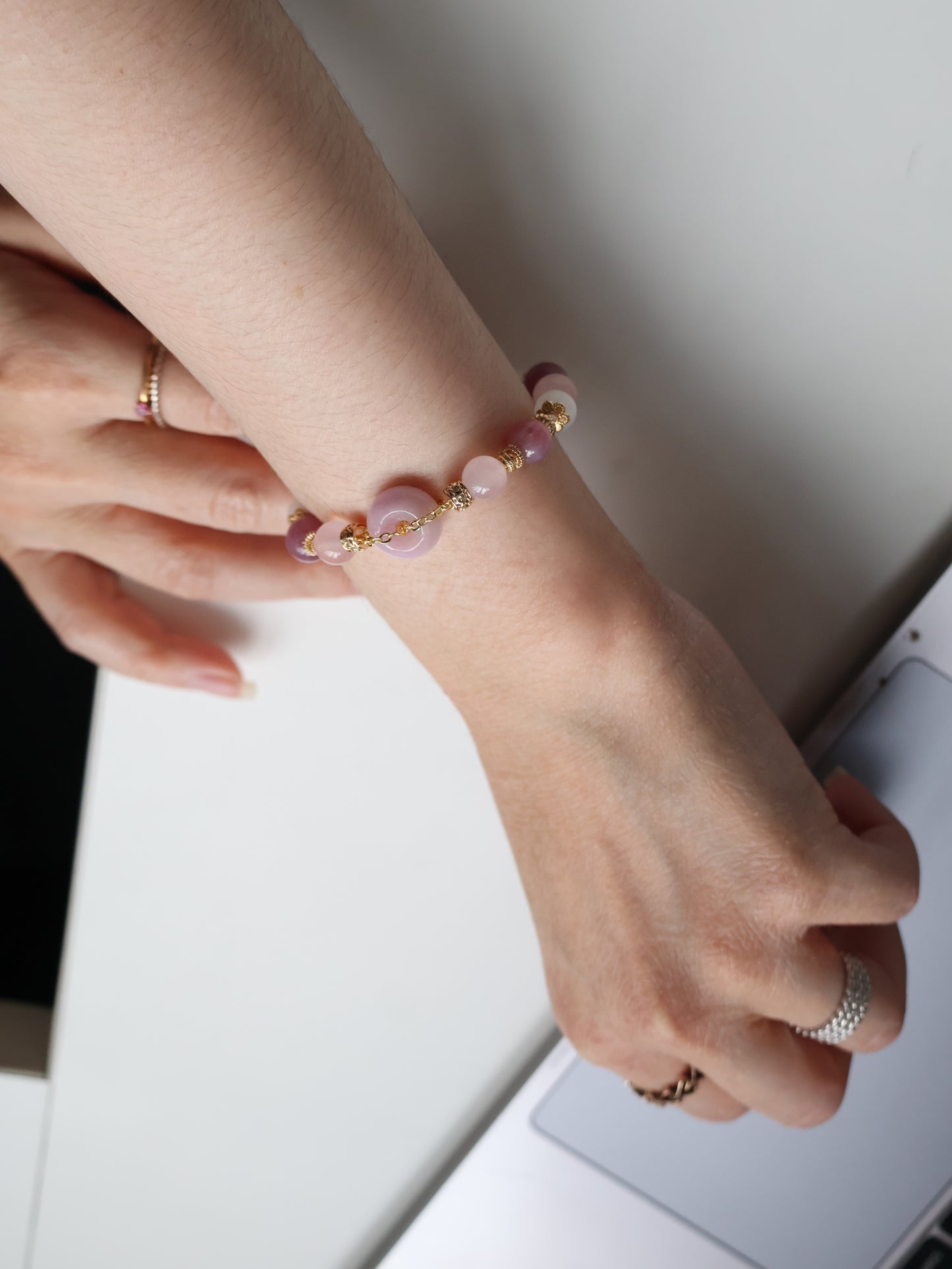 Rose Quartz, Kunzite, Lavender Rose Quartz & White Jadeite — Miura Ping An Kou | 8mm (Elastic)