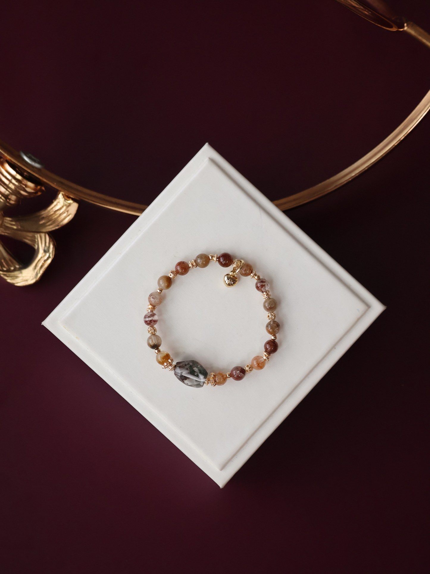 Garden Quartz Crystal Stacker Bracelet with Garden Quartz Freeform | 6mm (Elastic)