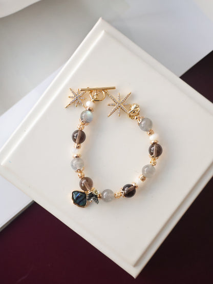 *Instocks* Ursula - 8mm OT Clasp with Blue Seashell Charm: Labradorite, Smoky Quartz & White Conch(Elastic) Gold