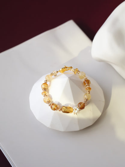 *Instocks* Sunelle – 8mm Citrine & Citrine Free Form with OT Clasp (Elastic)