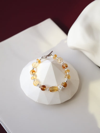 *Instocks* Sunelle – 8mm Citrine & Citrine Free Form with OT Clasp (Elastic)
