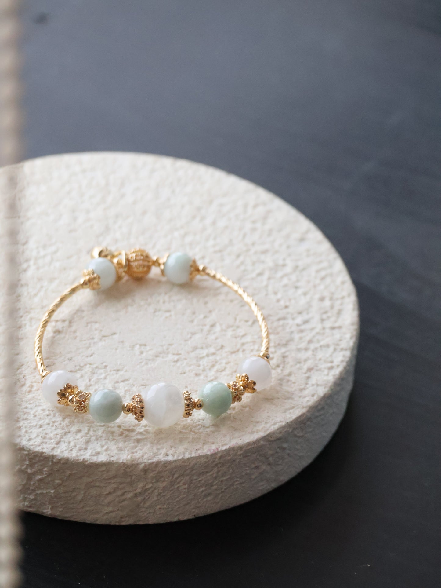 *Instocks* Orianna Bangles Series: 8mm Green Jadeite, White Phantom Quartz