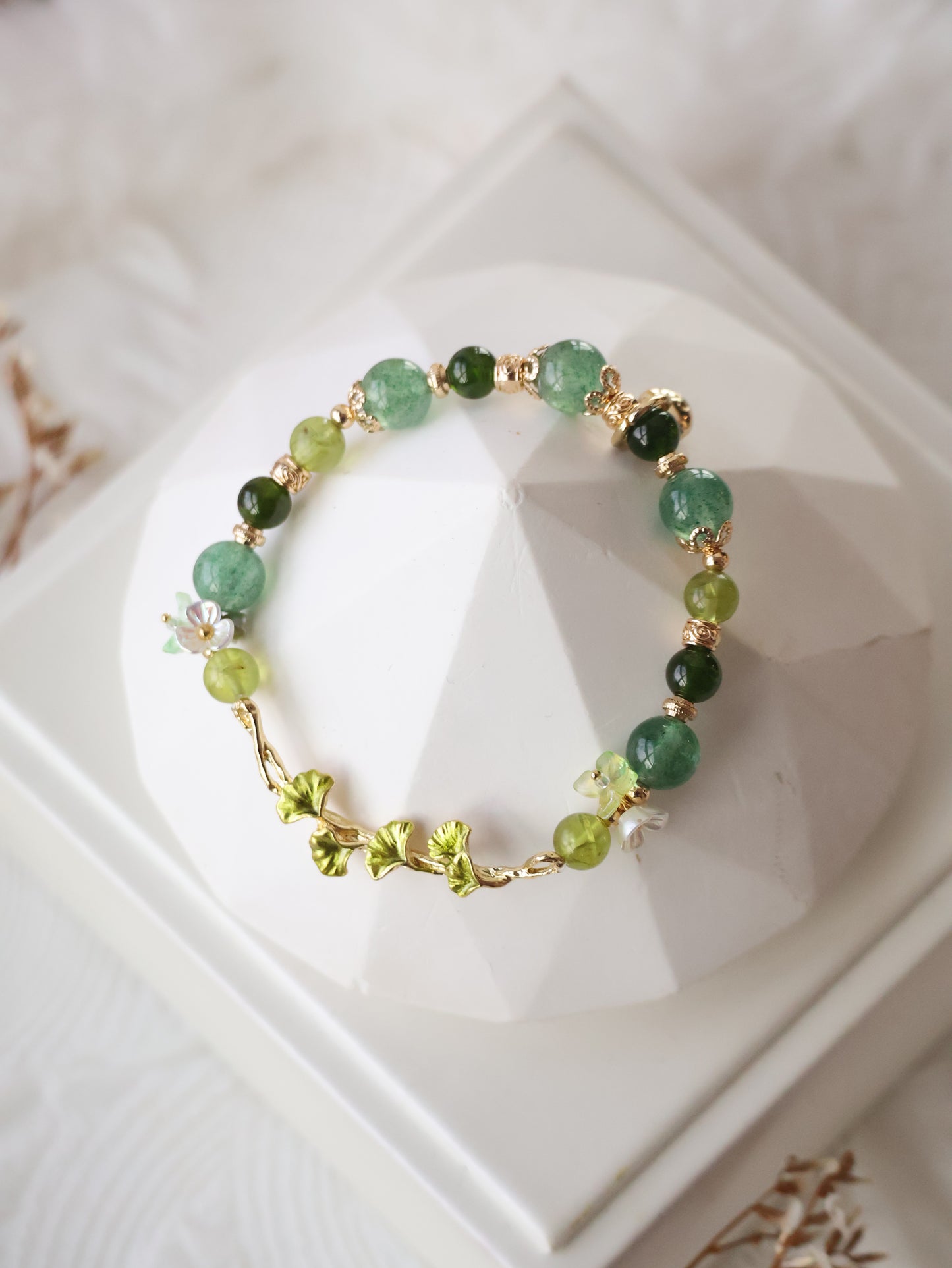 *Instocks* Midorin - 8mm Green Strawberry Quartz, Peridot, Diopside (Elastic)